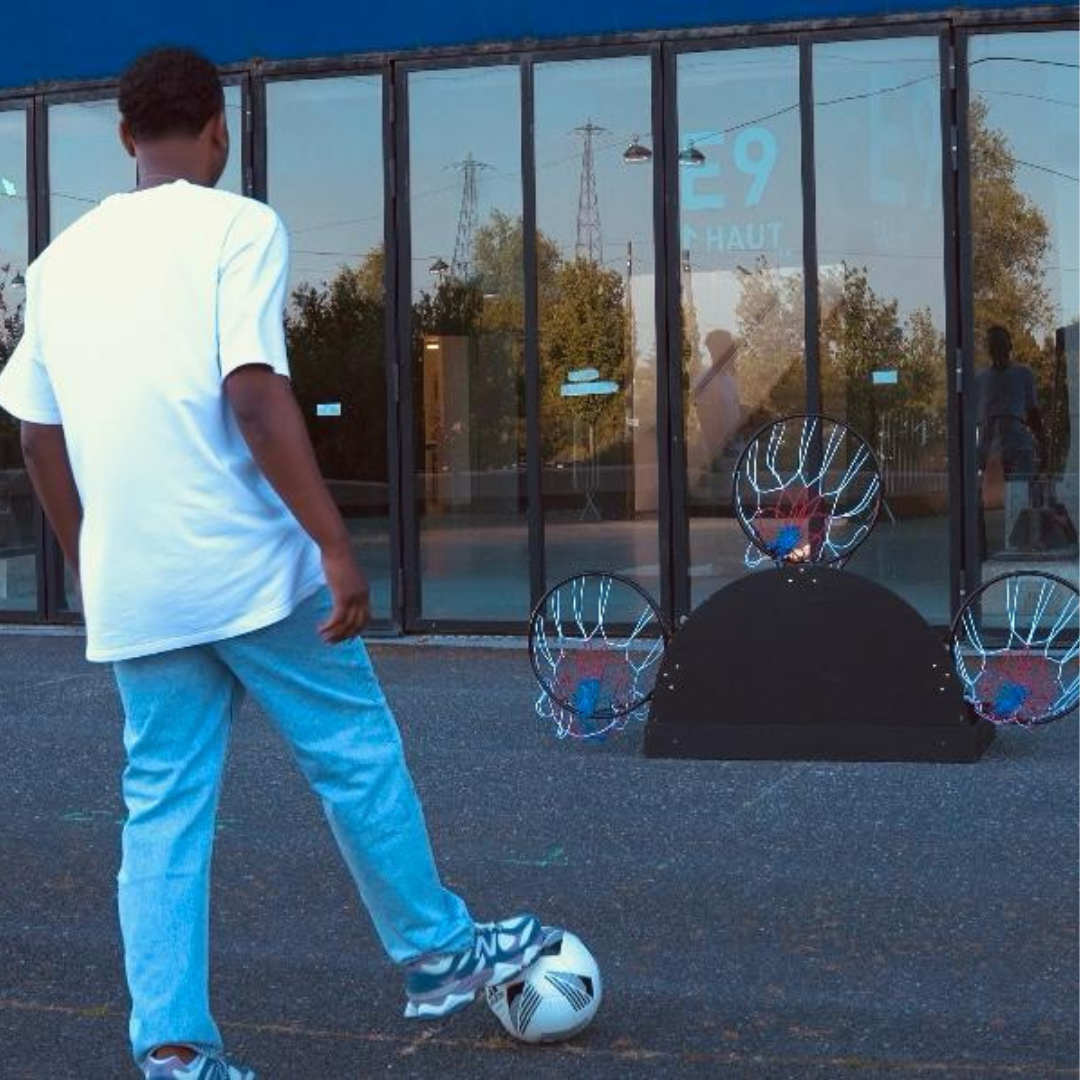 FOOT PLAY - ATELIERS FOOT - TIR DE PRECISION